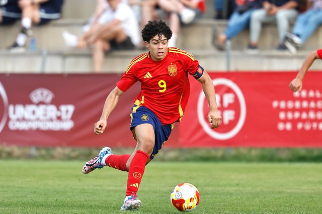 Enzo Alves, filho de Marcelo e internacional sub-17 por Espanha