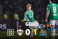 Ainda os adeptos se sentavam e Anthony Gordon já marcava