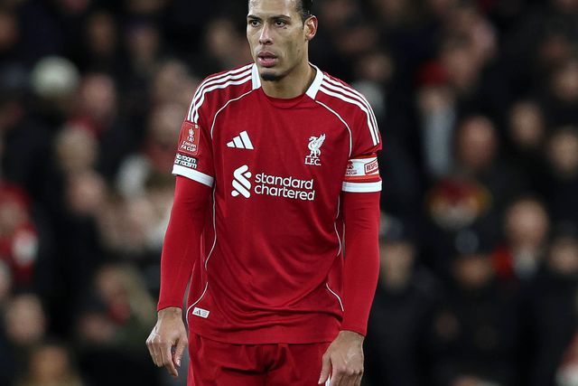Virgil van Dijk é o capitão do Liverpool desde 2023, após a saída de Henderson