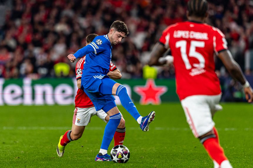 Valverde entre os jogadores do Real Madrid que escaparam à expulsão