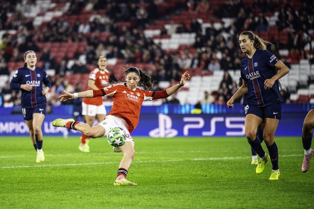 Fim da época para Lara Martins no Benfica