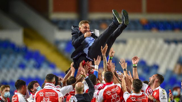 «Tomada uma decisao inesperada e radical, Carvalhal é a melhor solução»