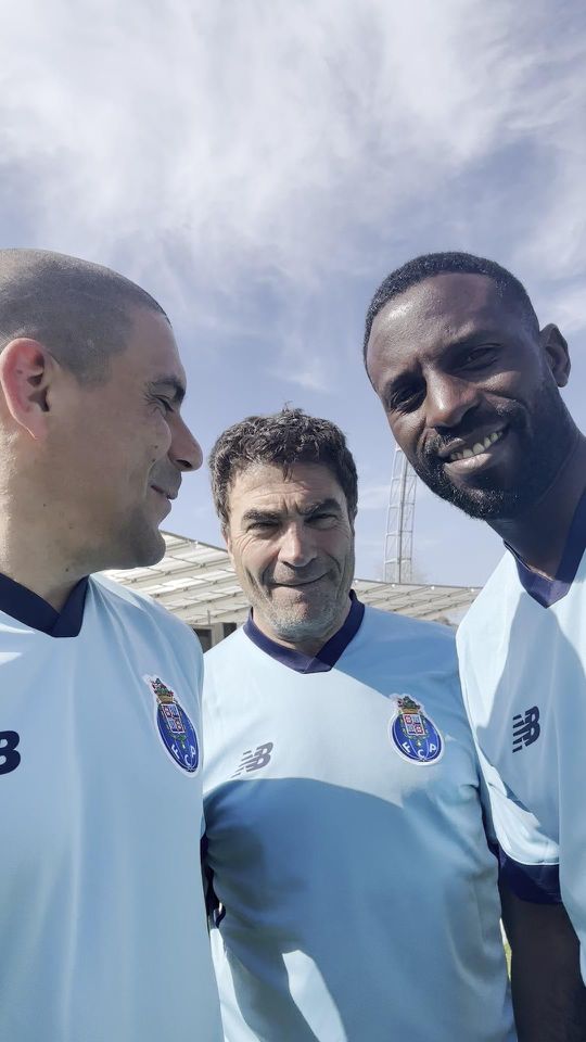 Maxi Pereira, João Pinto e Varela preparados para jogo de lendas com o Real Madrid