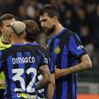 Inter e Nápoles reagem à suspensão de Acerbi por alegados insultos racistas