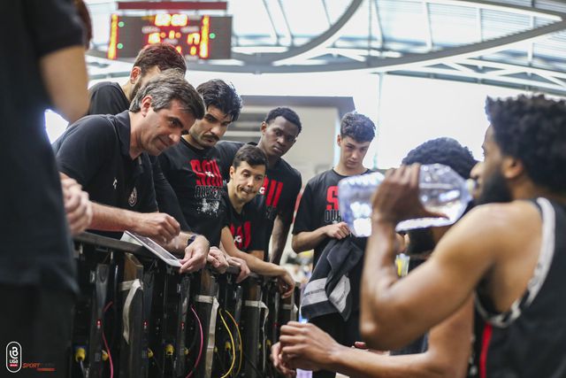 Ovarense provoca primeira derrota na Dragão Arena