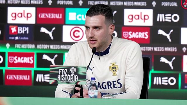 Dalot: «Ruben Amorim não tem de demonstrar o grande treinador que é»