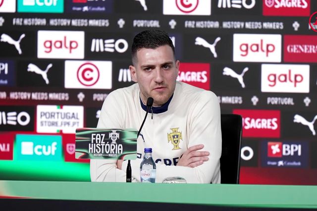 Mourinho na Seleção? O comentário de Dalot