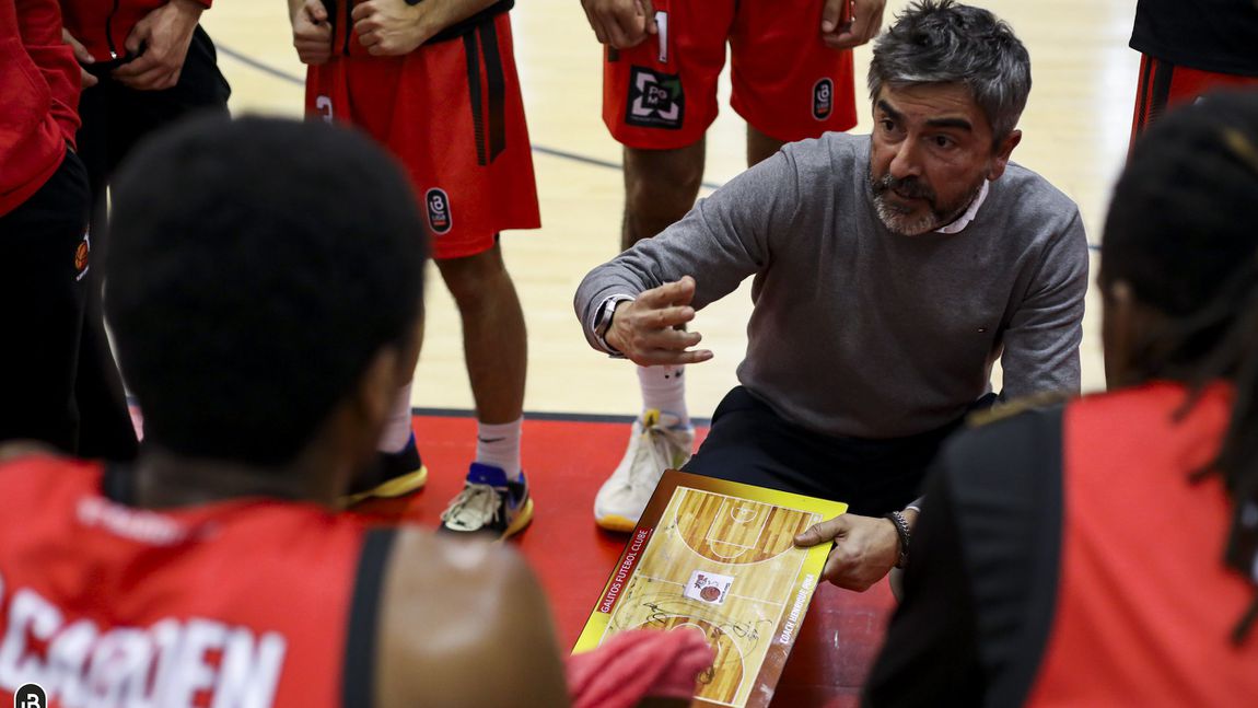 Henrique Pina: «Foi saboroso ganhar ao Sporting, mas agora queremos o play-off»
