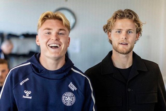 Harder e Hjulmand juntos na concentração da Dinamarca