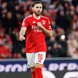 O médio turco Kokçu assinou excelente golo na vitória do Benfica sobre o Rio Ave