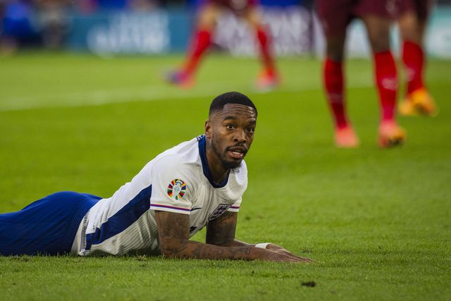 Toney fez anos e não se conteve: 118 mil euros, discoteca privada e garrafas de €2 mil