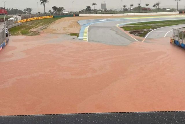 Goiânia está a ser afetada por fortes chuvas e o Autódromo Ayrton Senna não é exceção. Foto X