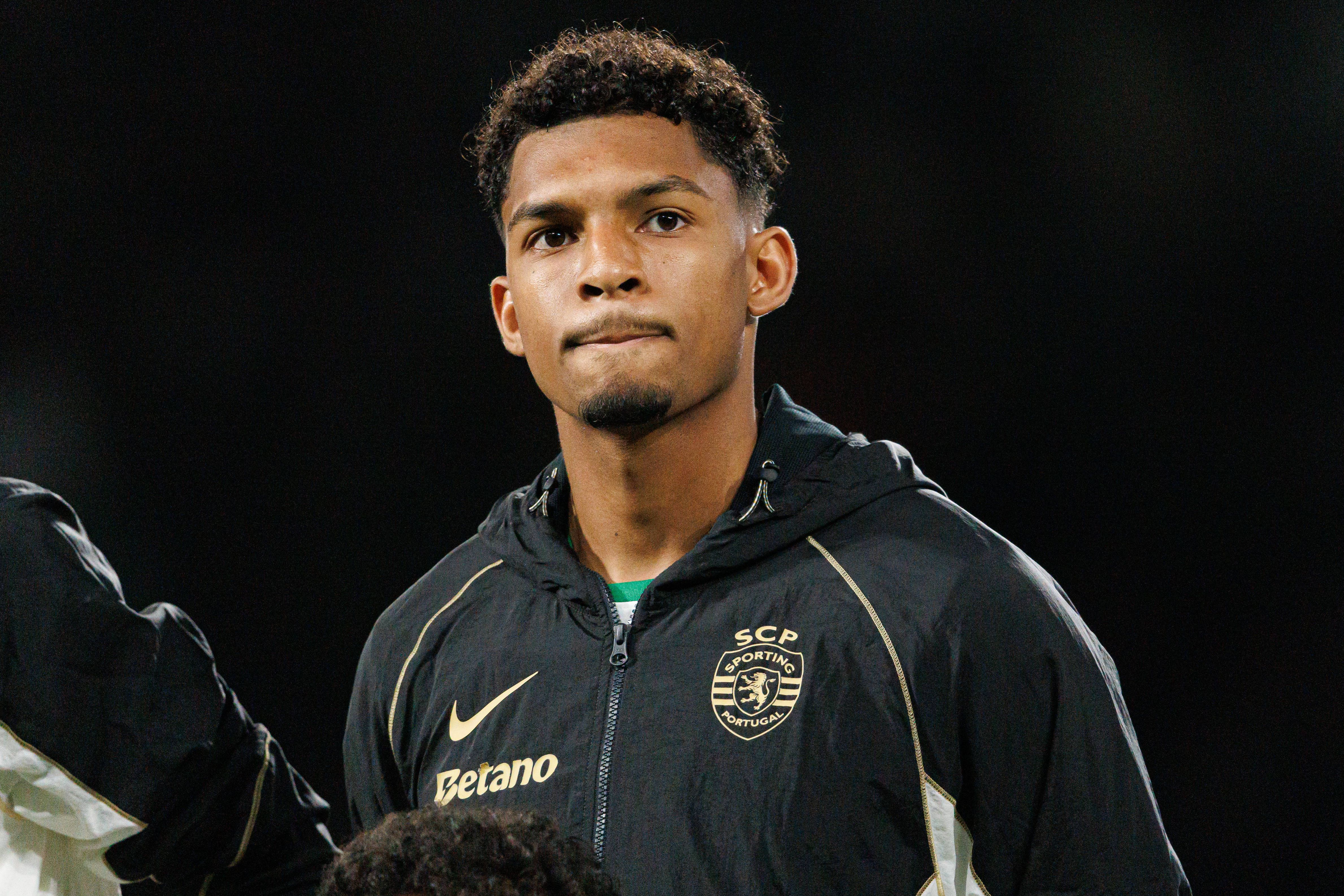 Luis Guilherme não deve recuperar para o jogo com o Alverca - Foto: IMAGO