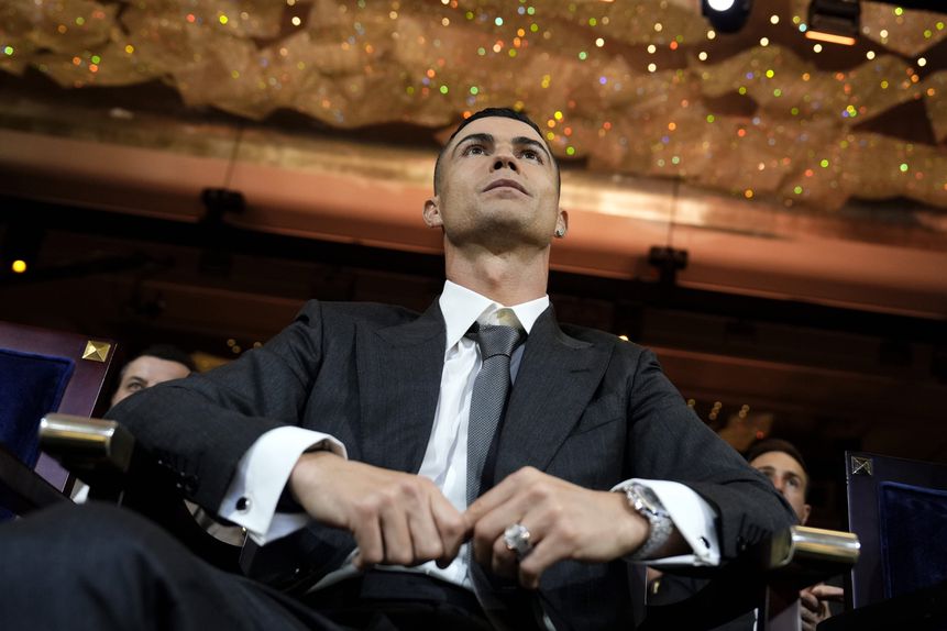 Ronaldo é mais poupado do que Messi nos acessórios! IMAGO