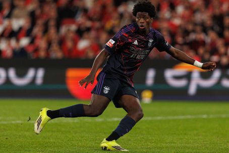 Benfica: terceiro equipamento será uma explosão de cores