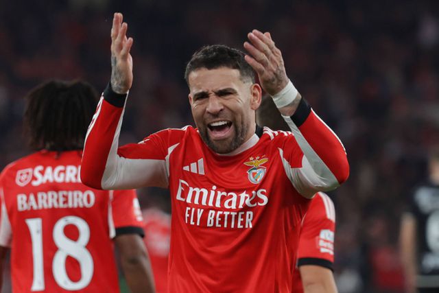 Otamendi, central e capitão da equipa do Benfica (foto: Imago)