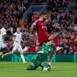 Domínio do Liverpool dá em goleada e passe para os quartos de final da Champions