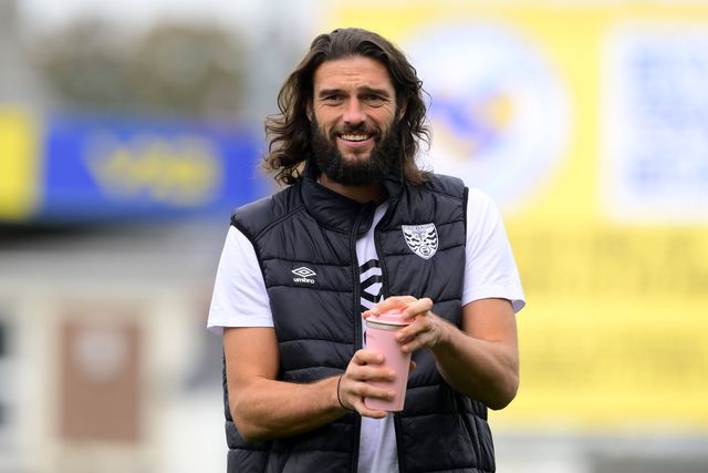 Andy Carroll ao serviço do Dag & Red