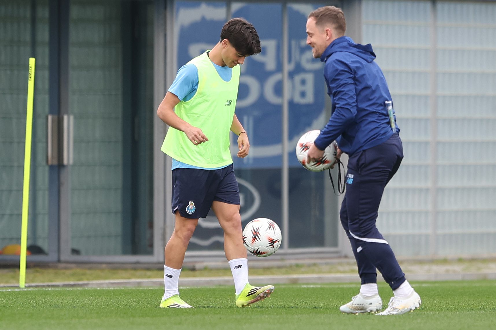 Treino do FC Porto antes da receção ao Estugarda, para a Liga Europa (Kapta+/Catarina Morais)