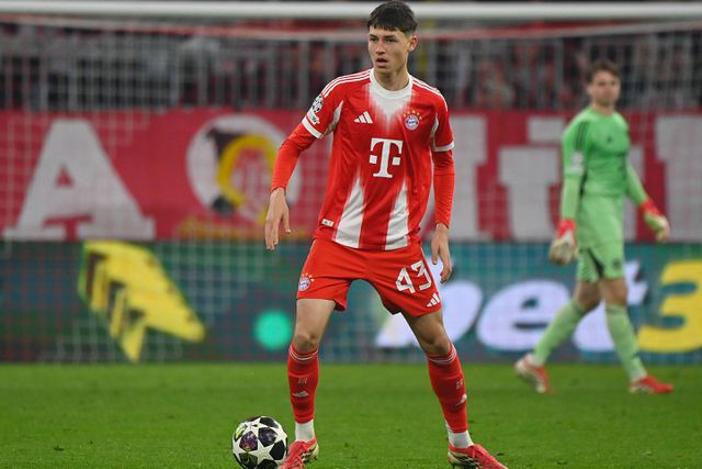 Quem é Filip Pavic, o defesa de 16 anos que Kompany estreou no Bayern?