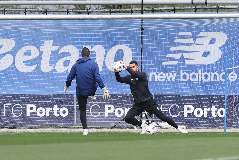 Treino do FC Porto antes da receção ao Estugarda, para a Liga Europa (Kapta+/Catarina Morais)