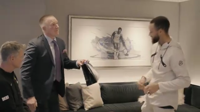 Emoção de Curry: «Tens tudo, mas algo te faltava»