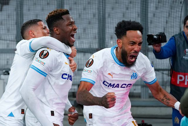 VÍDEO: Trubin fica mal na fotografia e Marselha empata eliminatória