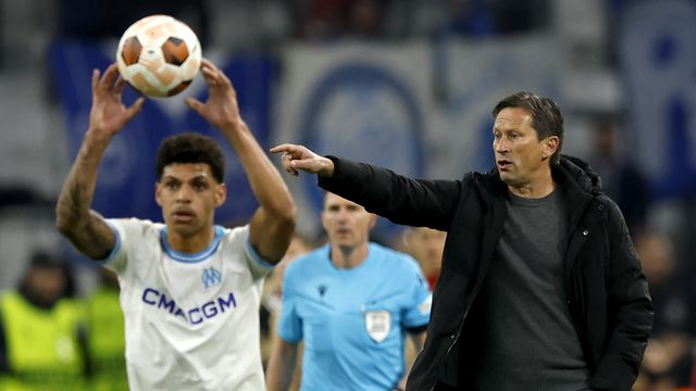 «Não ter bola não foi estratégia, o Marselha pressionou muito bem»