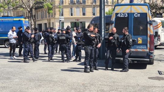 Adeptos do Benfica concentrados em Marselha