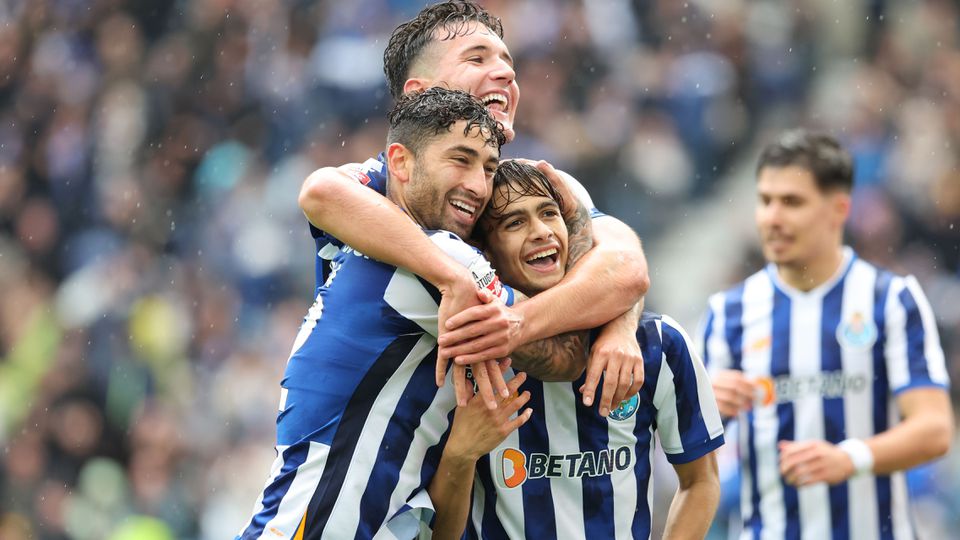 Jogaço de Rodirgo Mora coroado com dois grandes golos e três para o FC Porto. FOTO CATARINA MORAIS/KAPTA+
