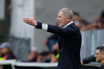 «Fica difícil falar quando acabas de sofrer uma goleada...»