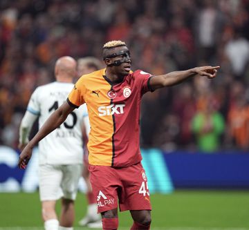 Galatasaray 'massacra' José Morais e afasta-se de Mourinho