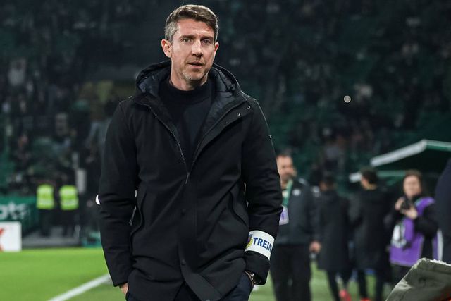 Vasco Seabra quer que a equipa esqueça o jogo com o Benfica e se concentre no Estrela da Amadora