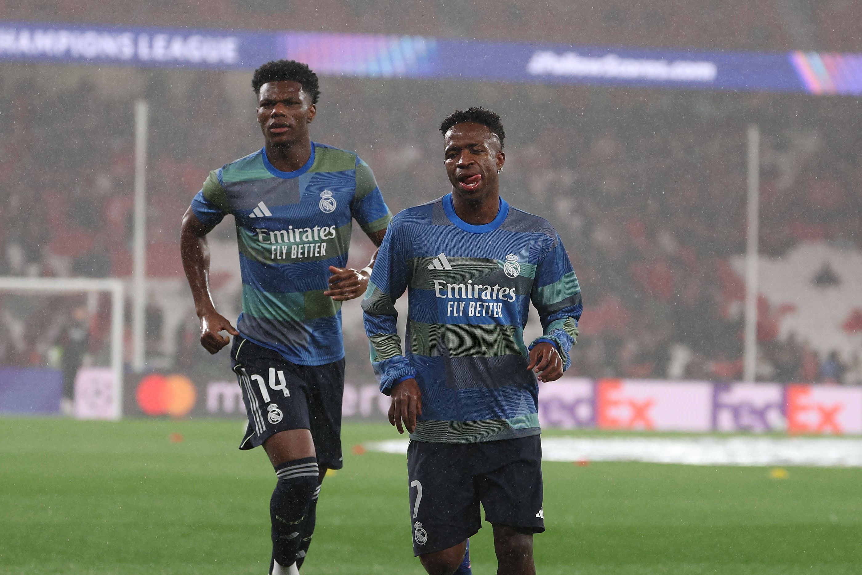 Aurelien Tchouaméni com Vinícius Jr. no Real Madrid