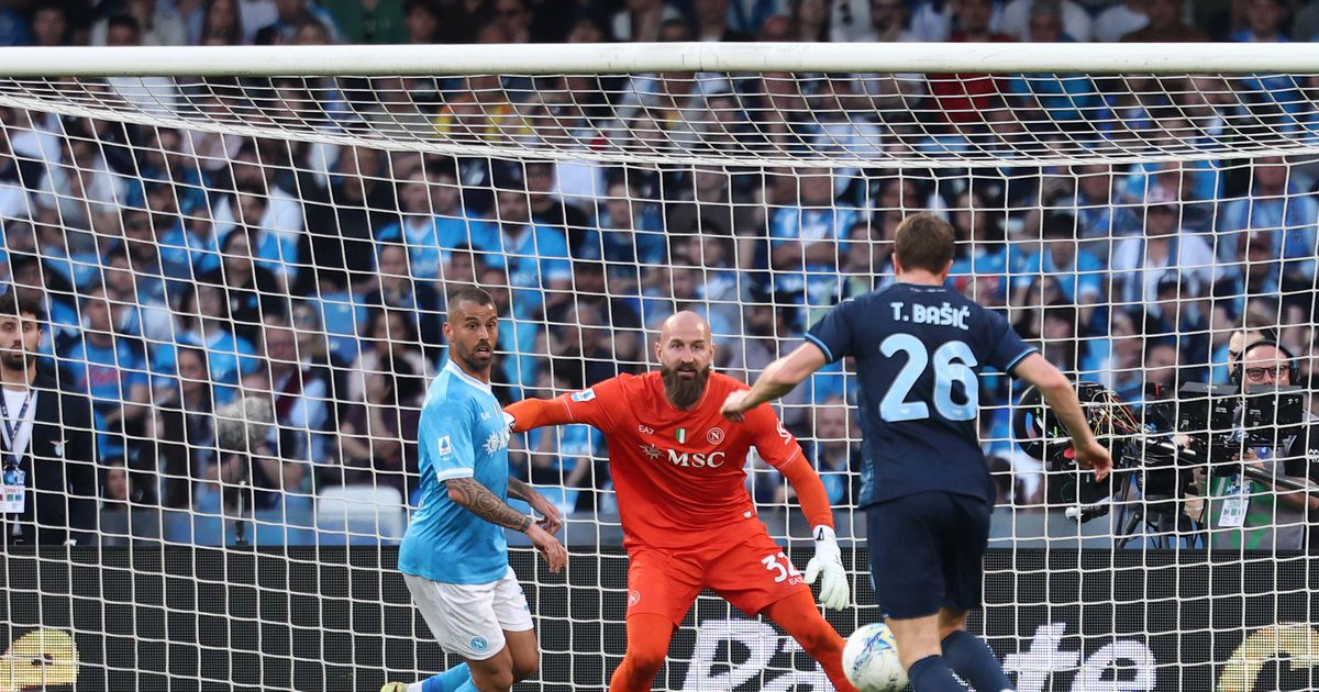 Nápoles perde e Inter pode encomendar as faixas