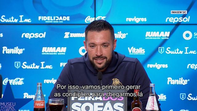 «Talvez tenhamos de deslocar a barra uns três ou quatro centímetros...»