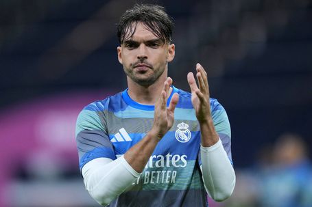 Raúl Asencio hospitalizado após perder seis quilos em duas semanas