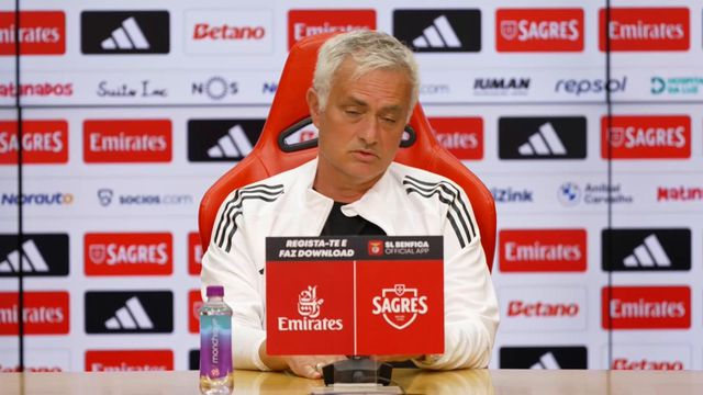 «O Aursnes vai jogar porque considero-o um jogador fundamental»