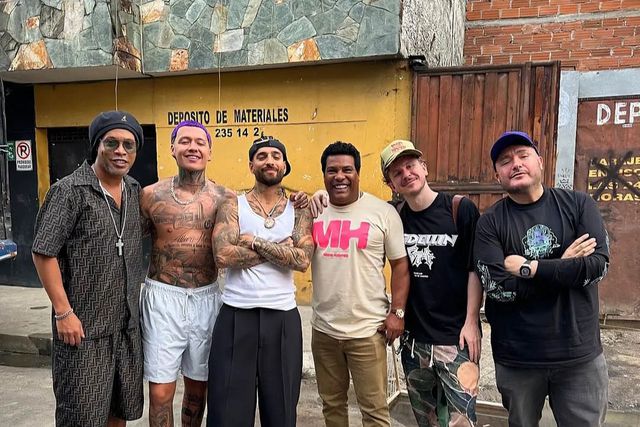 Próximo projeto de Ronaldinho mete música