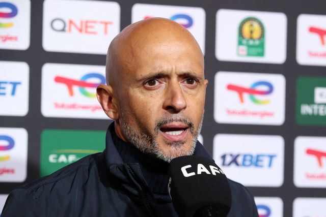 Espérance de Tunis, de Miguel Cardoso, é campeão da Tunísia