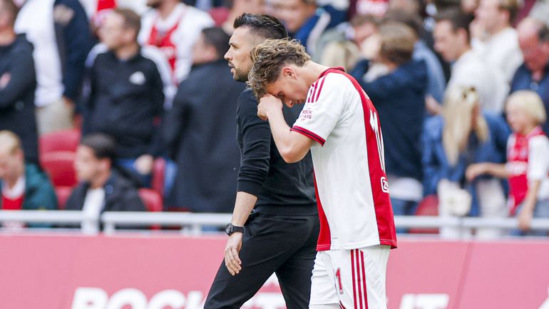 Treinador do Ajax não vai sobreviver a um dos maiores colapsos de sempre
