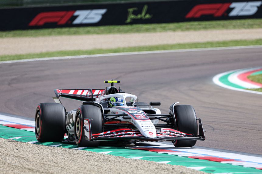 Oliver Bearman, piloto da Haas, em Ímola