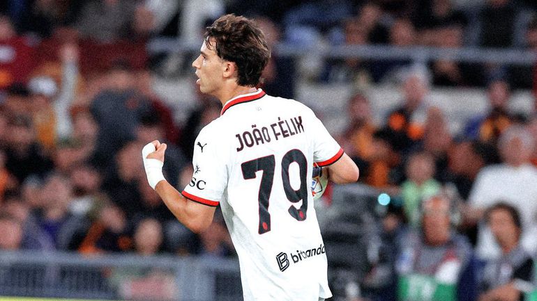VÍDEO: João Félix bate Svilar e estreia-se a marcar na Serie A
