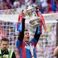 Glasner mostra Taça de Inglaterra aos adeptos do Crystal Palace
