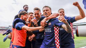 PSV sagra-se bicampeão pela primeira vez em quase uma década