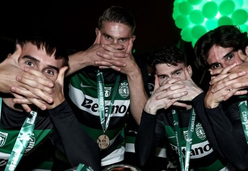 Fresneda, Gyokeres, Franco Israel e Trincão num momento de festa peculiar