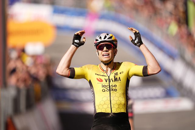 Wout van Aert vence finalmente no Giro