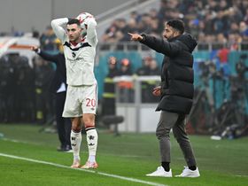 Diogo Dalot magoado com Amorim: «Pessoalmente, dói muito»