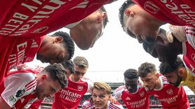 Arsenal sofre, mas garante qualificação para a UEFA Champions League