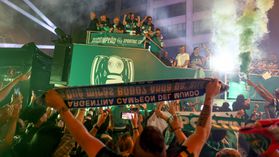 Adepto do Sporting foi atingido por bala de borracha na festa do título e perdeu um olho  